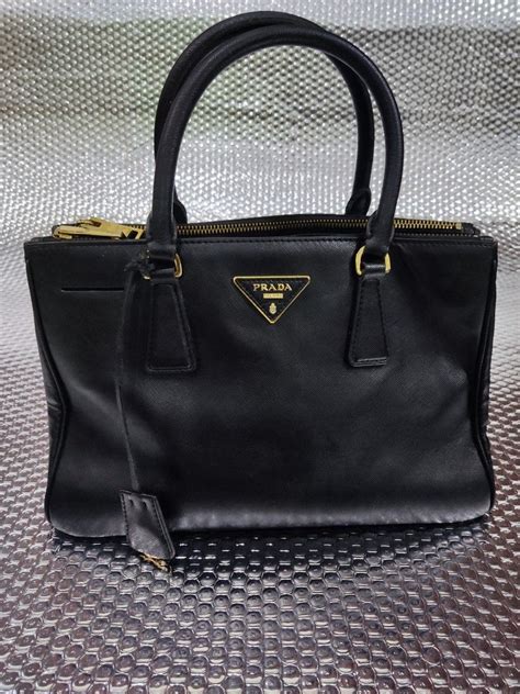 tas prada milano